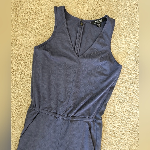 Athleta Brooklyn Textured Jumpsuit Blue Animal Print Athleisure Loungewear Sz. 0 - Picture 4 of 10